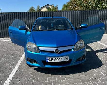 Синий Опель Тигра, объемом двигателя 1.4 л и пробегом 218 тыс. км за 4300 $, фото 2 на Automoto.ua