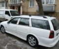 Белый Опель Вектра Б, объемом двигателя 2.2 л и пробегом 208 тыс. км за 5500 $, фото 1 на Automoto.ua