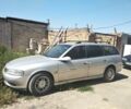 Сірий Опель Вектра Б, об'ємом двигуна 2 л та пробігом 80 тис. км за 1500 $, фото 1 на Automoto.ua