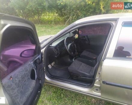Сірий Опель Вектра Б, об'ємом двигуна 1.6 л та пробігом 250 тис. км за 2500 $, фото 1 на Automoto.ua