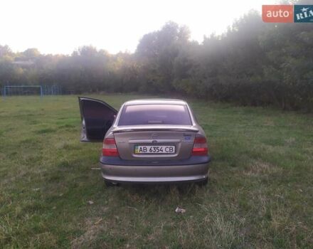 Сірий Опель Вектра Б, об'ємом двигуна 1.6 л та пробігом 250 тис. км за 2500 $, фото 4 на Automoto.ua