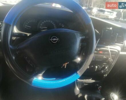 Синий Опель Вектра Б, объемом двигателя 1.6 л и пробегом 208 тыс. км за 3000 $, фото 2 на Automoto.ua
