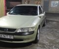 Зелений Опель Вектра Б, об'ємом двигуна 1.8 л та пробігом 265 тис. км за 3800 $, фото 1 на Automoto.ua