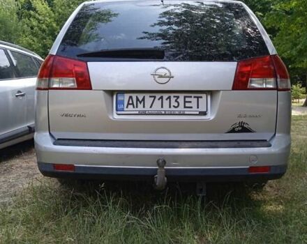 Серый Опель Вектра С, объемом двигателя 2.2 л и пробегом 183 тыс. км за 4699 $, фото 5 на Automoto.ua