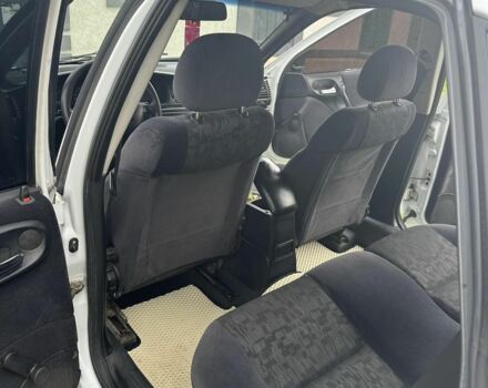 Белый Опель Вектра, объемом двигателя 2 л и пробегом 240 тыс. км за 1500 $, фото 5 на Automoto.ua