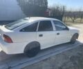 Белый Опель Вектра, объемом двигателя 1.8 л и пробегом 305 тыс. км за 1450 $, фото 10 на Automoto.ua