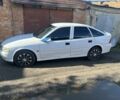 Білий Опель Вектра, об'ємом двигуна 1.8 л та пробігом 200 тис. км за 1205 $, фото 1 на Automoto.ua