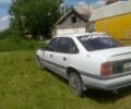 Белый Опель Вектра, объемом двигателя 1.6 л и пробегом 111 тыс. км за 750 $, фото 2 на Automoto.ua