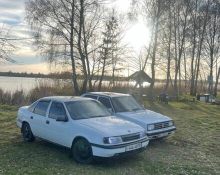 Белый Опель Вектра, объемом двигателя 2 л и пробегом 3 тыс. км за 1000 $, фото 3 на Automoto.ua