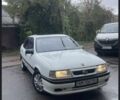 Белый Опель Вектра, объемом двигателя 1.6 л и пробегом 380 тыс. км за 670 $, фото 1 на Automoto.ua