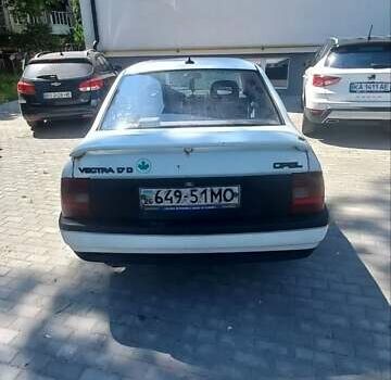 Белый Опель Вектра, объемом двигателя 1.7 л и пробегом 260 тыс. км за 1050 $, фото 1 на Automoto.ua