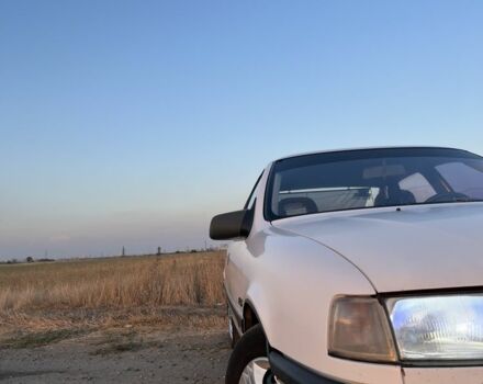 Белый Опель Вектра, объемом двигателя 1.8 л и пробегом 485 тыс. км за 1500 $, фото 4 на Automoto.ua