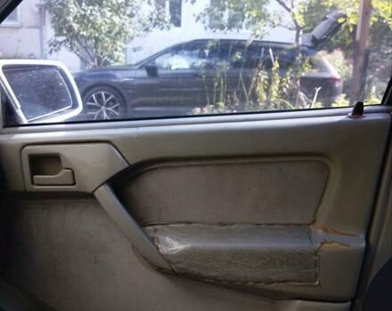 Белый Опель Вектра, объемом двигателя 2 л и пробегом 390 тыс. км за 1900 $, фото 16 на Automoto.ua