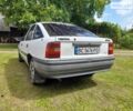 Белый Опель Вектра, объемом двигателя 1.6 л и пробегом 253 тыс. км за 1000 $, фото 1 на Automoto.ua