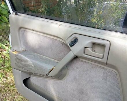 Белый Опель Вектра, объемом двигателя 2 л и пробегом 390 тыс. км за 1900 $, фото 17 на Automoto.ua