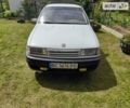 Опель Вектра 1989 в Стрые на Automoto.ua Белый Опель Вектра, объемом двигателя 1.6 л и пробегом 253 тыс. км за 1150 $, фото 3 на Automoto.ua