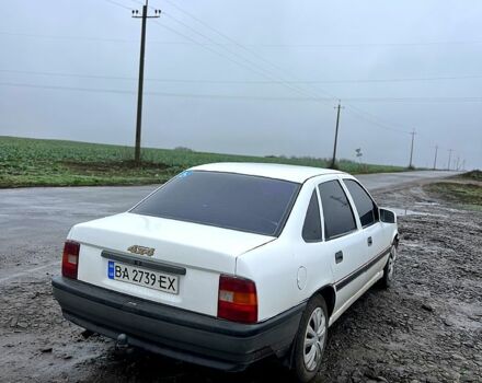 Белый Опель Вектра, объемом двигателя 2 л и пробегом 242 тыс. км за 2000 $, фото 2 на Automoto.ua