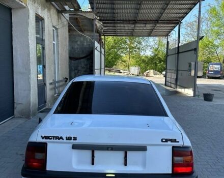 Белый Опель Вектра, объемом двигателя 1.8 л и пробегом 200 тыс. км за 1100 $, фото 10 на Automoto.ua