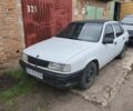 Белый Опель Вектра, объемом двигателя 1.6 л и пробегом 438 тыс. км за 400 $, фото 2 на Automoto.ua