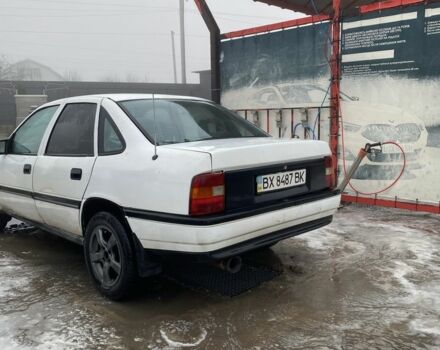 Білий Опель Вектра, об'ємом двигуна 2 л та пробігом 3 тис. км за 1300 $, фото 2 на Automoto.ua