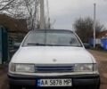 Білий Опель Вектра, об'ємом двигуна 1.6 л та пробігом 136 тис. км за 1100 $, фото 1 на Automoto.ua