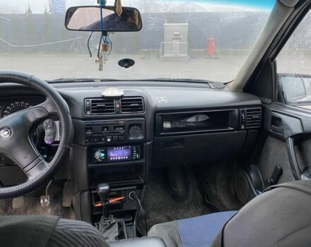 Білий Опель Вектра, об'ємом двигуна 2 л та пробігом 3 тис. км за 1300 $, фото 3 на Automoto.ua