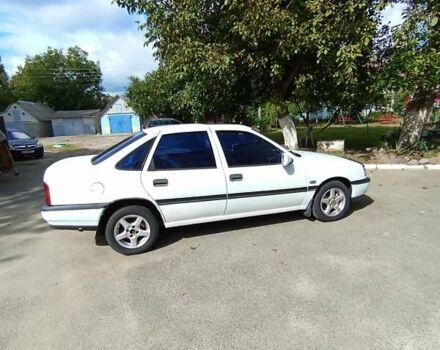 Белый Опель Вектра, объемом двигателя 2 л и пробегом 390 тыс. км за 1900 $, фото 12 на Automoto.ua