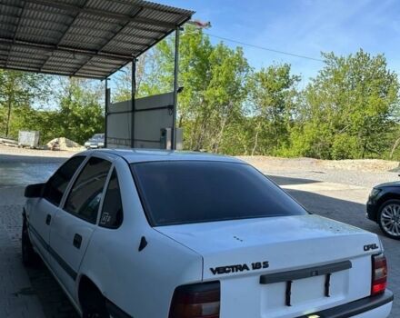 Белый Опель Вектра, объемом двигателя 1.8 л и пробегом 200 тыс. км за 1100 $, фото 8 на Automoto.ua