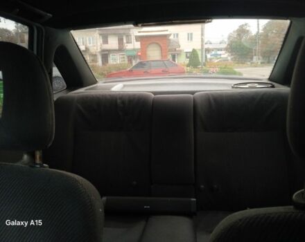 Белый Опель Вектра, объемом двигателя 1.6 л и пробегом 255 тыс. км за 700 $, фото 4 на Automoto.ua