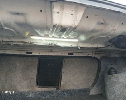 Белый Опель Вектра, объемом двигателя 1.6 л и пробегом 255 тыс. км за 700 $, фото 13 на Automoto.ua