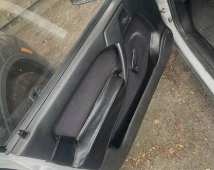 Опель Вектра 1990 в Ровно на Automoto.ua Белый Опель Вектра, объемом двигателя 2 л и пробегом 275 тыс. км за 1450 $, фото 4 на Automoto.ua