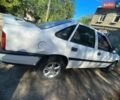 Белый Опель Вектра, объемом двигателя 1.6 л и пробегом 400 тыс. км за 1200 $, фото 3 на Automoto.ua