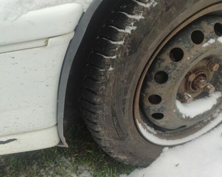 Белый Опель Вектра, объемом двигателя 2 л и пробегом 310 тыс. км за 929 $, фото 3 на Automoto.ua