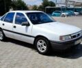 Белый Опель Вектра, объемом двигателя 1.6 л и пробегом 411 тыс. км за 1600 $, фото 1 на Automoto.ua