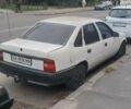 Белый Опель Вектра, объемом двигателя 1.6 л и пробегом 443 тыс. км за 700 $, фото 4 на Automoto.ua