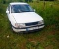 Белый Опель Вектра, объемом двигателя 1.6 л и пробегом 300 тыс. км за 1100 $, фото 3 на Automoto.ua