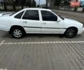 Белый Опель Вектра, объемом двигателя 2 л и пробегом 400 тыс. км за 800 $, фото 1 на Automoto.ua