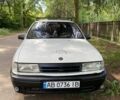 Білий Опель Вектра, об'ємом двигуна 1.6 л та пробігом 300 тис. км за 1250 $, фото 1 на Automoto.ua