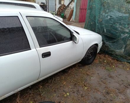 Білий Опель Вектра, об'ємом двигуна 0 л та пробігом 400 тис. км за 600 $, фото 3 на Automoto.ua