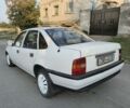 Белый Опель Вектра, объемом двигателя 1.6 л и пробегом 400 тыс. км за 955 $, фото 1 на Automoto.ua