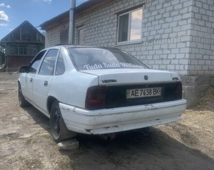 Білий Опель Вектра, об'ємом двигуна 1.8 л та пробігом 250 тис. км за 1000 $, фото 2 на Automoto.ua