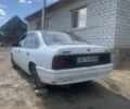 Білий Опель Вектра, об'ємом двигуна 1.8 л та пробігом 250 тис. км за 1000 $, фото 2 на Automoto.ua