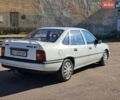 Білий Опель Вектра, об'ємом двигуна 1.8 л та пробігом 400 тис. км за 1200 $, фото 9 на Automoto.ua