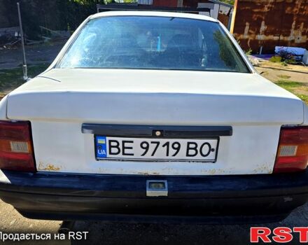 Опель Вектра 1991 в Николаеве на Automoto.ua Белый Опель Вектра, объемом двигателя 1.6 л и пробегом 0 тыс. км за 1200 $, фото 1 на Automoto.ua