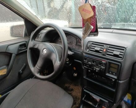 Білий Опель Вектра, об'ємом двигуна 0 л та пробігом 400 тис. км за 600 $, фото 1 на Automoto.ua