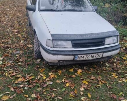 Белый Опель Вектра, объемом двигателя 0 л и пробегом 333 тыс. км за 500 $, фото 1 на Automoto.ua