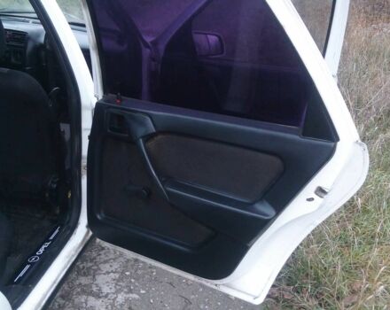 Белый Опель Вектра, объемом двигателя 0 л и пробегом 180 тыс. км за 1300 $, фото 11 на Automoto.ua