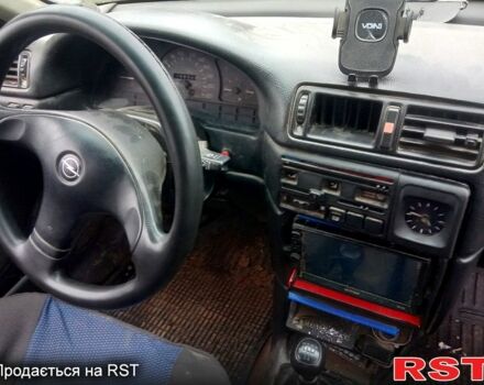 Білий Опель Вектра, об'ємом двигуна 1.8 л та пробігом 223 тис. км за 590 $, фото 3 на Automoto.ua