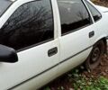 Білий Опель Вектра, об'ємом двигуна 1.7 л та пробігом 300 тис. км за 1180 $, фото 4 на Automoto.ua