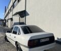 Білий Опель Вектра, об'ємом двигуна 1.6 л та пробігом 347 тис. км за 1350 $, фото 2 на Automoto.ua